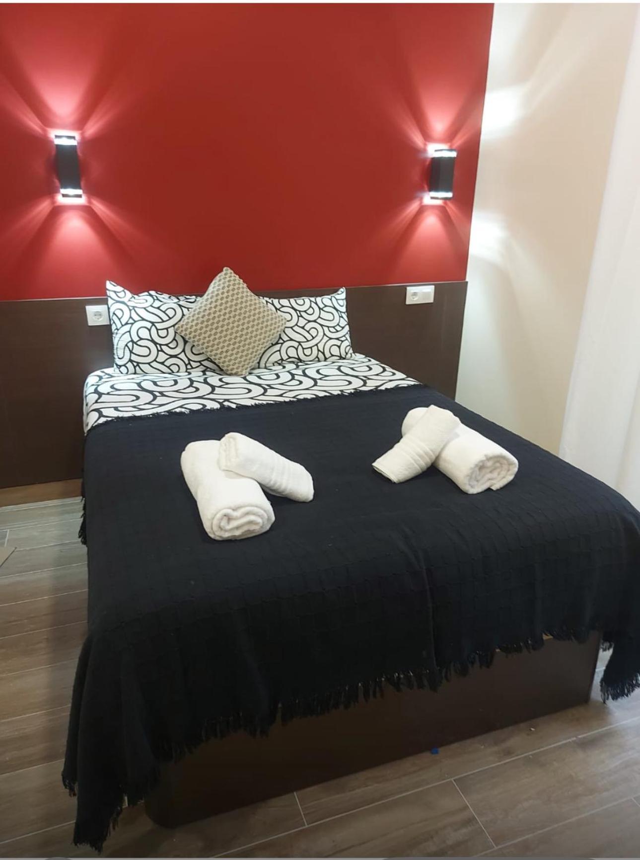 Hostal “ Infantas” مدريد المظهر الخارجي الصورة